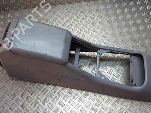 Used Armrest / Center console Armrest / Center console MERCEDES-BENZ M-CLASS (W163) ML 320 (163.154) (218 hp) 35705239 35705239