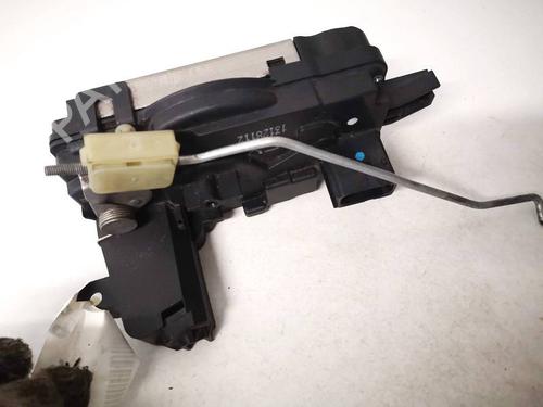 Front left lock VW PASSAT B7 (362) 2.0 TDI | BP35337992C98 - Image 2