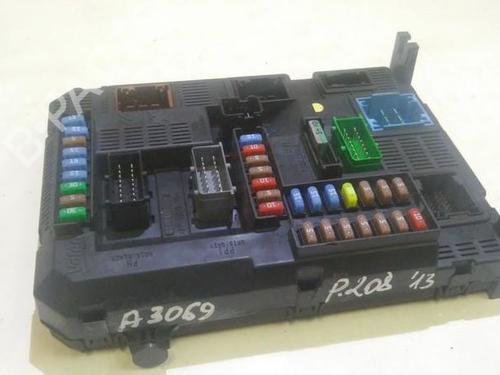 Used Electronic module Electronic module PEUGEOT 208 I (CA_, CC_) 1.2 VTI 82 (82 hp) 35666993 35666993