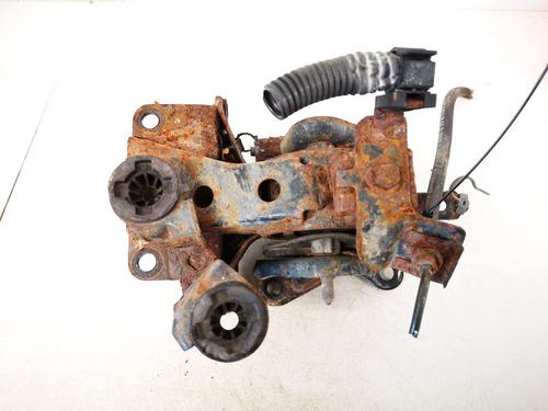 Used Engine mount Engine mount NISSAN X-TRAIL I (T30) 2.2 Di 4x4 (114 hp) 33083110 33083110