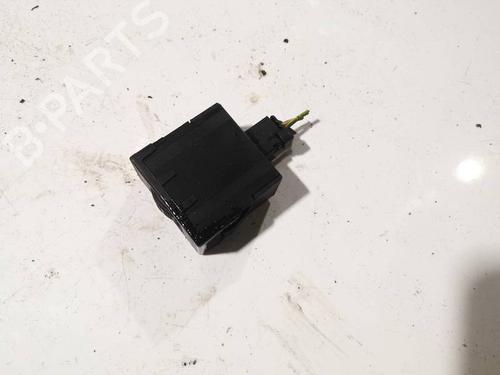 switch-peugeot-partner-box-bodympv-2008-34755664 main image