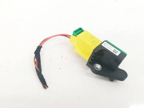 Used Electronic module TOYOTA RAV 4 III (_A3_) 2.2 D 4WD (ALA30_, ALA30R) (136 hp) 32532971