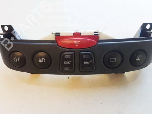 Used Warning switch Warning switch FIAT PUNTO (188_) 1.9 JTD 80 (188.237, .257, .337, .357) (80 hp) 35866513 35866513
