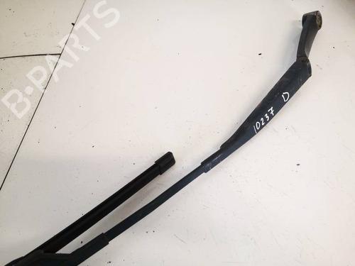Used Front windshield wiper arm Front windshield wiper arm 32587386 32587386
