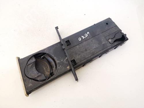 Used Cup/Object holder Cup/Object holder BMW 3 (E90) 320 d (163 hp) 35608516 35608516