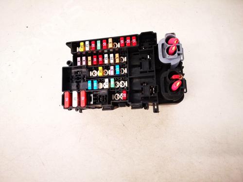 Used Fuse box Fuse box RENAULT MEGANE III Hatchback (BZ0/1_, B3_) 1.5 dCi (BZ0C) (90 hp) 33094951 33094951