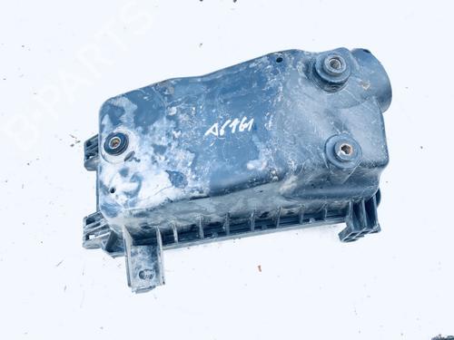 Used Air filter box Air filter box TOYOTA COROLLA Saloon (_E12_) 1.4 VVT-i (ZZE120_, ZZE120R) (97 hp) 35621446 35621446