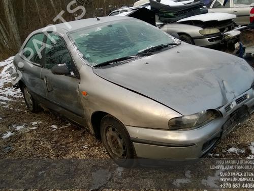 Brugte FIAT BRAVA (182_) 1.4 12 V (182.BA) (80 hp) 4469654