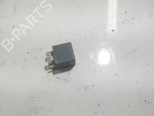 Electronic sensor SKODA SUPERB II (3T4) 2.0 TDI | BP33098385M84 - Image 2