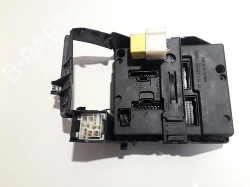 Used Fuse box Fuse box RENAULT MEGANE Scenic (JA0/1_) 1.6 16V (JA0B, JA04, JA11, JA00) (107 hp) 33506975 33506975