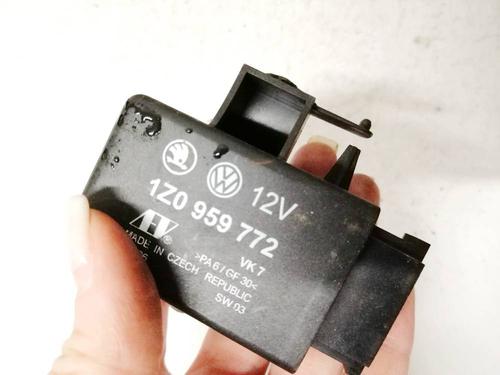 Electronic module VW PASSAT B6 (3C2) 2.0 TDI | BP32610829M83