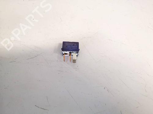 other-toyota-auris-_e15_-2006-2007-2008-2009-2010-2011-2012-2013-32587755 main image