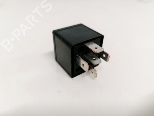 Electronic sensor VOLVO S40 II (544) 2.0 D | BP33084990M84 - Image 2
