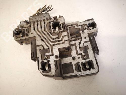 lamp-holder-peugeot-407-6d_-2004-2005-2006-2007-2008-2009-2010-2011-34760146 main image