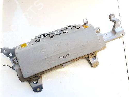 knee-airbag-lexus-gs-_s19_-2005-2006-2007-2008-2009-2010-2011-2012-32969231 main image