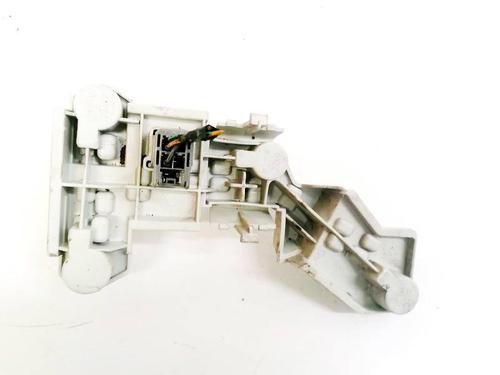 lamp-holder-volvo-v50-545-2003-2004-2005-2006-2007-2008-2009-2010-2011-2012-35359482 main image