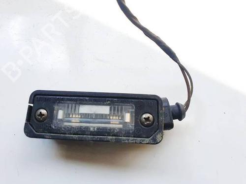 licence-plate-light-seat-leon-1p1-2005-2006-2007-2008-2009-2010-2011-2012-2013-36457695 main image