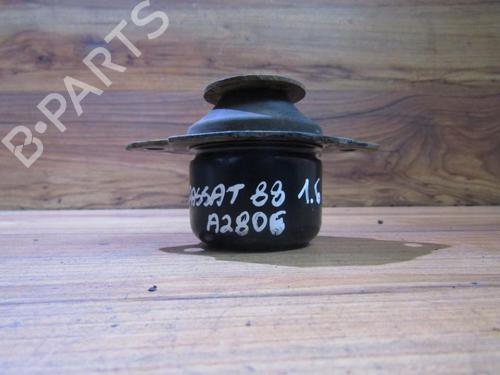 Used Engine mount Engine mount VW PASSAT B3/B4 Variant (3A5, 35I) 1.6 (72 hp) 33481089 33481089