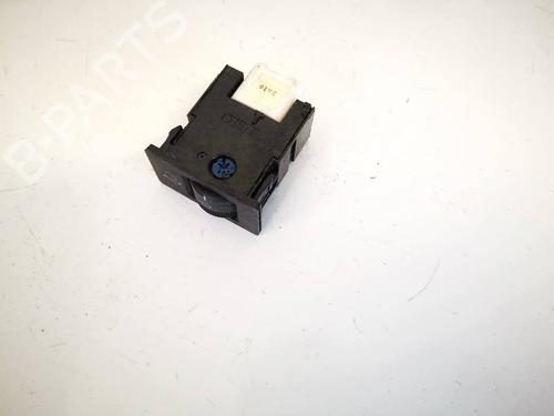 Switch TOYOTA RAV 4 II (_A2_) 2.0 D 4WD (CLA20_, CLA21_, CLA20R, CLA21R) | BP35215465I30 - Image 2