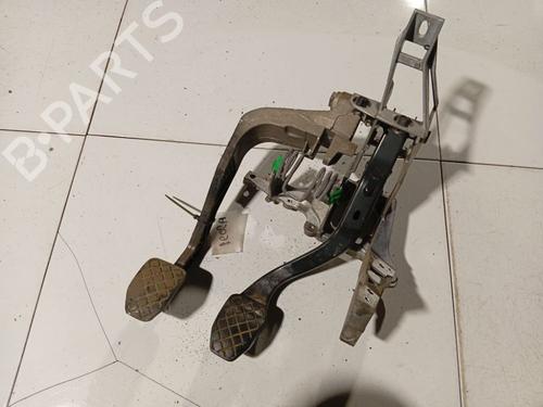 Used Pedal Pedal 34907957 34907957