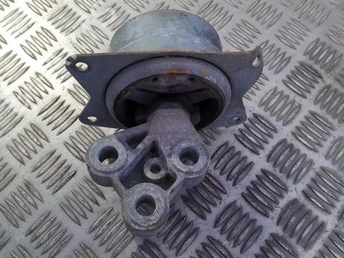 Used Engine mount Engine mount OPEL VECTRA C (Z02) 1.8 (F69) (140 hp) 33493012 33493012