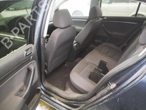 Fuse box VW GOLF V (1K1) 1.9 TDI | BP32604249E1