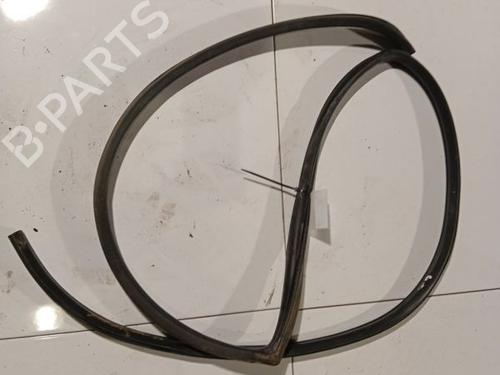 Used Rubber door seal Rubber door seal KIA CEE'D Hatchback (ED) 2.0 CRDi 140 (140 hp) 39895263 39895263