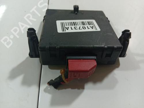 Used Electronic module Electronic module VW GOLF V (1K1) 1.9 TDI (105 hp) 32560272 32560272