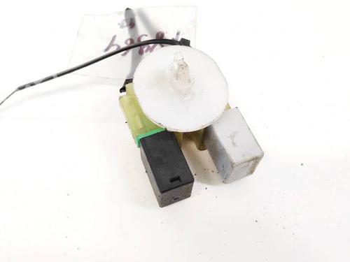 Used Fuse box Fuse box TOYOTA AVENSIS (_T25_) 2.0 D-4D (ADT250_, ADT250R) (126 hp) 32959684 32959684