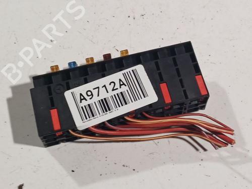 Used Fuse box MERCEDES-BENZ R-CLASS (W251, V251) R 320 CDI 4-matic (251.022, 251.122) (224 hp) 32571302