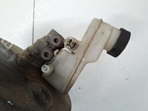 Used Brake master cylinder Brake master cylinder TOYOTA YARIS VERSO (_P2_) 1.3 (NCP20_, NCP22_, NCP20R, NCP22R) (84 hp) 35486868 35486868