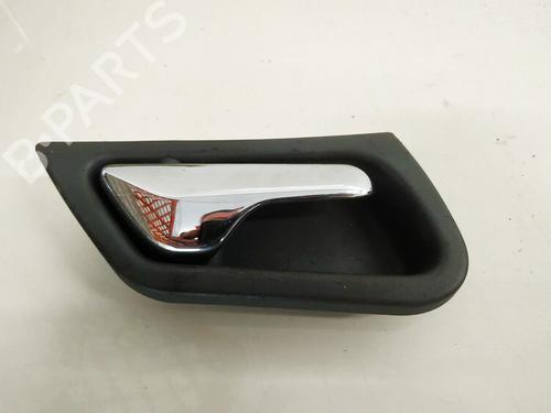Used Front right interior door handle Front right interior door handle MERCEDES-BENZ C-CLASS (W203) C 270 CDI (203.016) (170 hp) 35563449 35563449