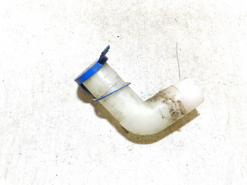 windscreen-washer-tank-audi-80-b4-saloon-8c2-1991-1992-1993-1994-1995-35870965 main image