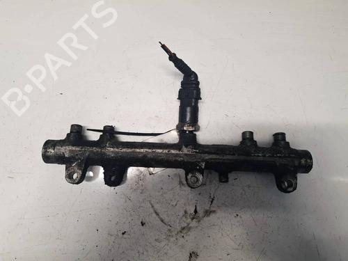 Used Injection rail Injection rail 35295207 35295207