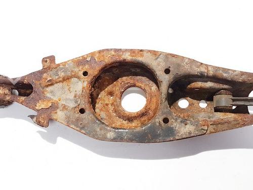 Used Right rear suspension arm Right rear suspension arm MERCEDES-BENZ E-CLASS (W210) E 300 D (210.020) (136 hp) 35458502 35458502