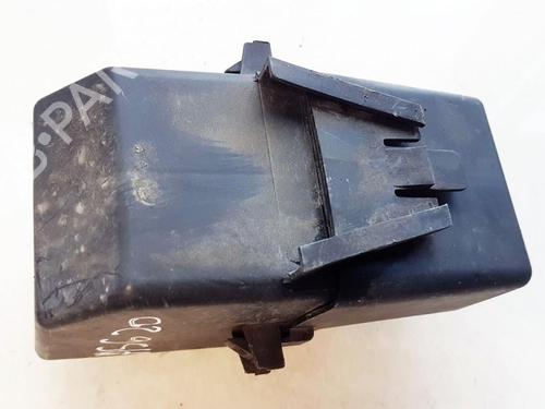 Used Fuse box Fuse box AUDI A3 (8L1) 1.9 TDI (110 hp) 33527979 33527979