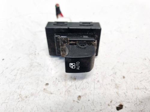 BP32581037I30 main image