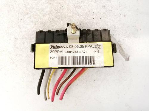 sikringsdose-peugeot-607-9d-9u-2000-32585727 main image