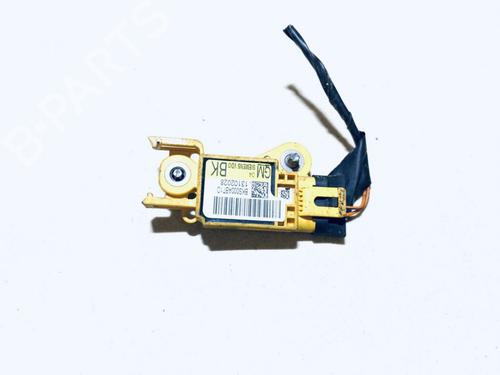 Used Electronic module Electronic module OPEL SIGNUM Hatchback (Z03) 1.9 CDTI (F48) (120 hp) 33105424 33105424