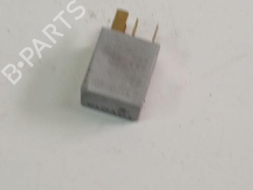 Used Electronic sensor Electronic sensor TOYOTA AVENSIS (_T25_) 2.2 D-CAT (ADT251_, ADT251R) (177 hp) 32552702 32552702