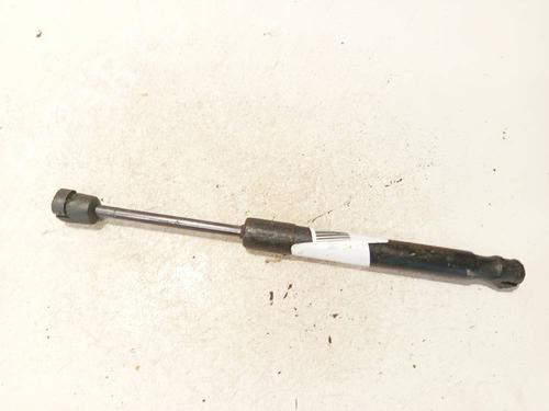 tailgate-lift-support-skoda-superb-i-3u4-2001-2002-2003-2004-2005-2006-2007-2008-34988537 main image