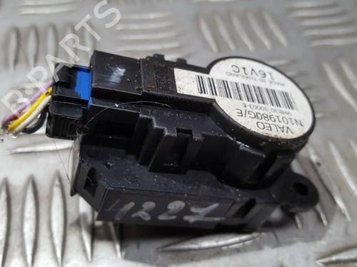 electronic-module-renault-megane-iii-hatchback-bz01_-b3_-2008-33502052 main image