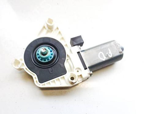 Used Right front window motor Right front window motor VW PASSAT B8 (3G2, CB2) 2.0 TDI (150 hp) 40028309 40028309