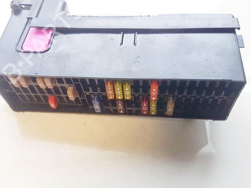 Used Fuse box Fuse box VW TOURAN (1T1, 1T2) 1.9 TDI (105 hp) 33099436 33099436