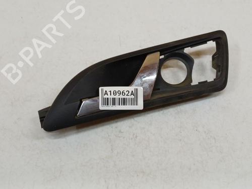 Venstre bagtil invendig håndtag Venstre bagtil invendig håndtag SKODA OCTAVIA II (1Z3) 1.9 TDI (105 hp) 34794993 34794993