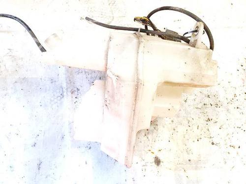 windscreen-washer-tank-volvo-xc90-i-275-2002-2003-2004-2005-2006-2007-2008-2009-2010-2011-2012-2013-2014-2015-35255399 main image