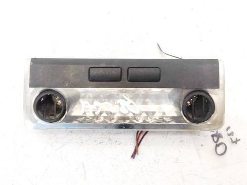 Plafonnier Plafonnier BMW 3 (E46) 330 d (184 hp) 35266013 35266013