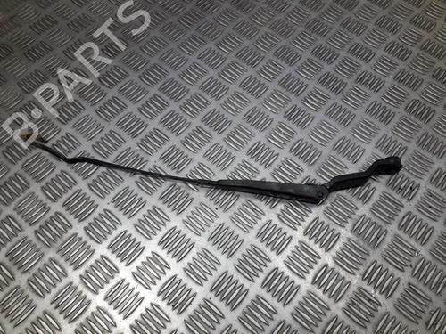 Used Front windshield wiper arm Front windshield wiper arm 33500793 33500793