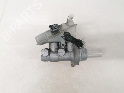 Used Brake master cylinder Brake master cylinder MAZDA 5 (CR) 2.0 CD (CR19) (110 hp) 35576919 35576919