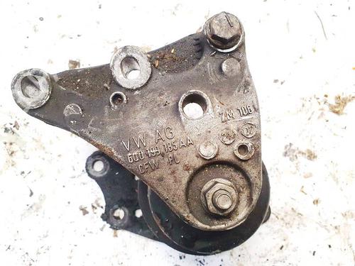 Used Engine mount Engine mount SKODA ROOMSTER (5J7) 1.9 TDI (105 hp) 32924379 32924379